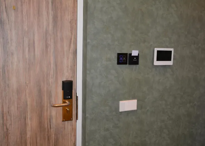 Hotel The If Boutique 3*